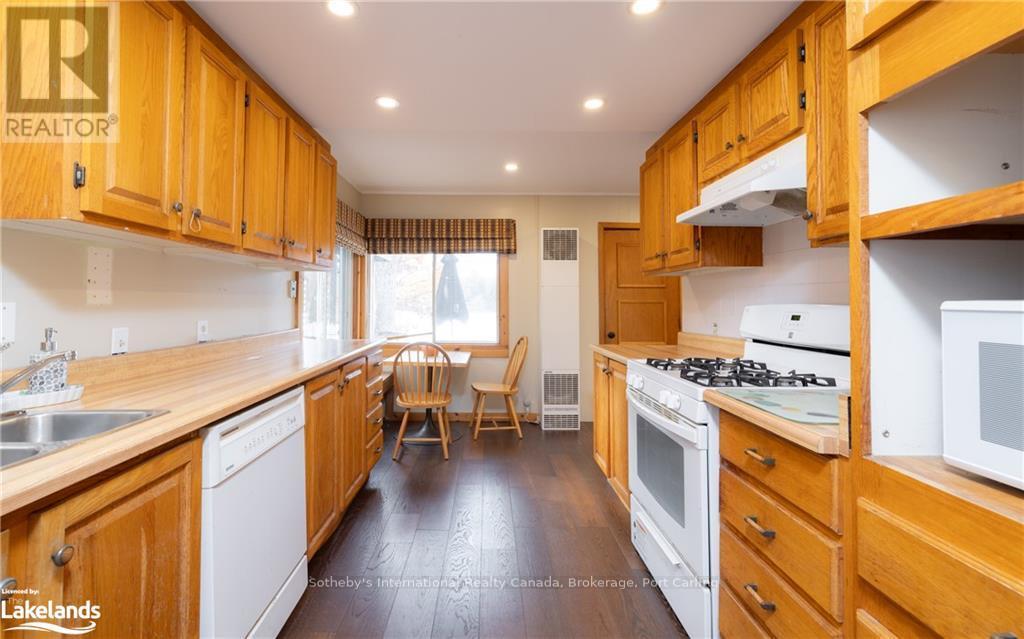 1067 River Street, Muskoka Lakes, Ontario  P0C 1A0 - Photo 18 - X10435617