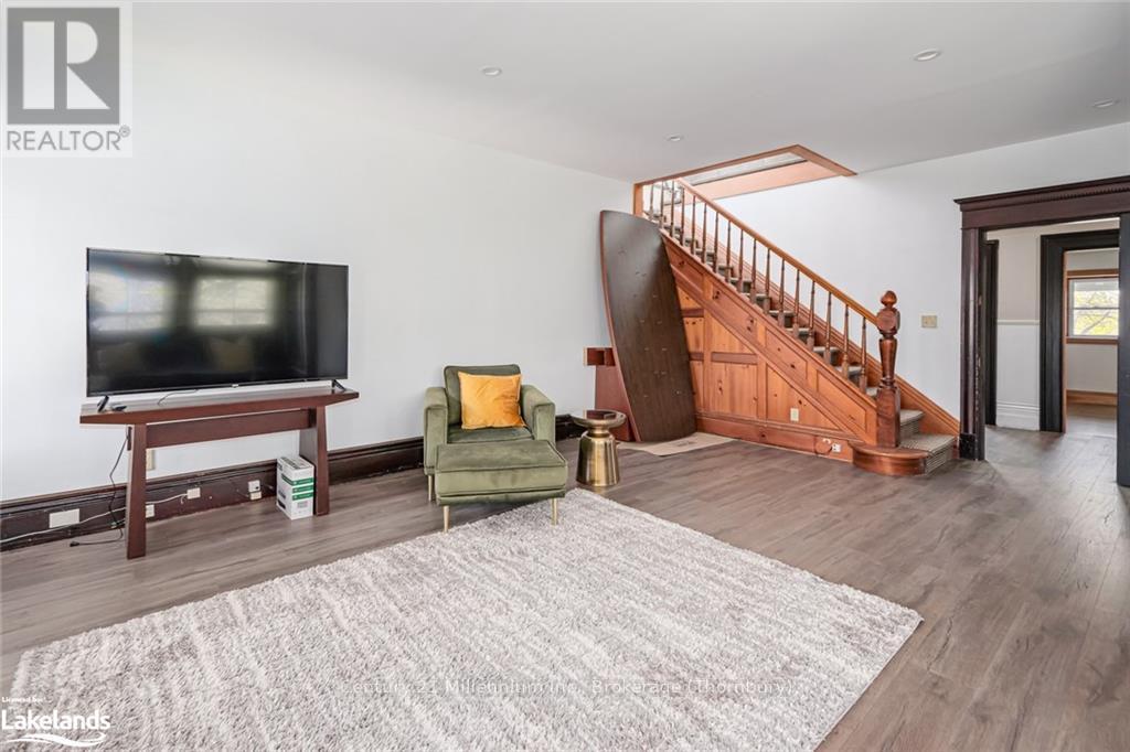 300 - 637 Hurontario Street, Collingwood, Ontario  L9Y 2N6 - Photo 10 - S10438124