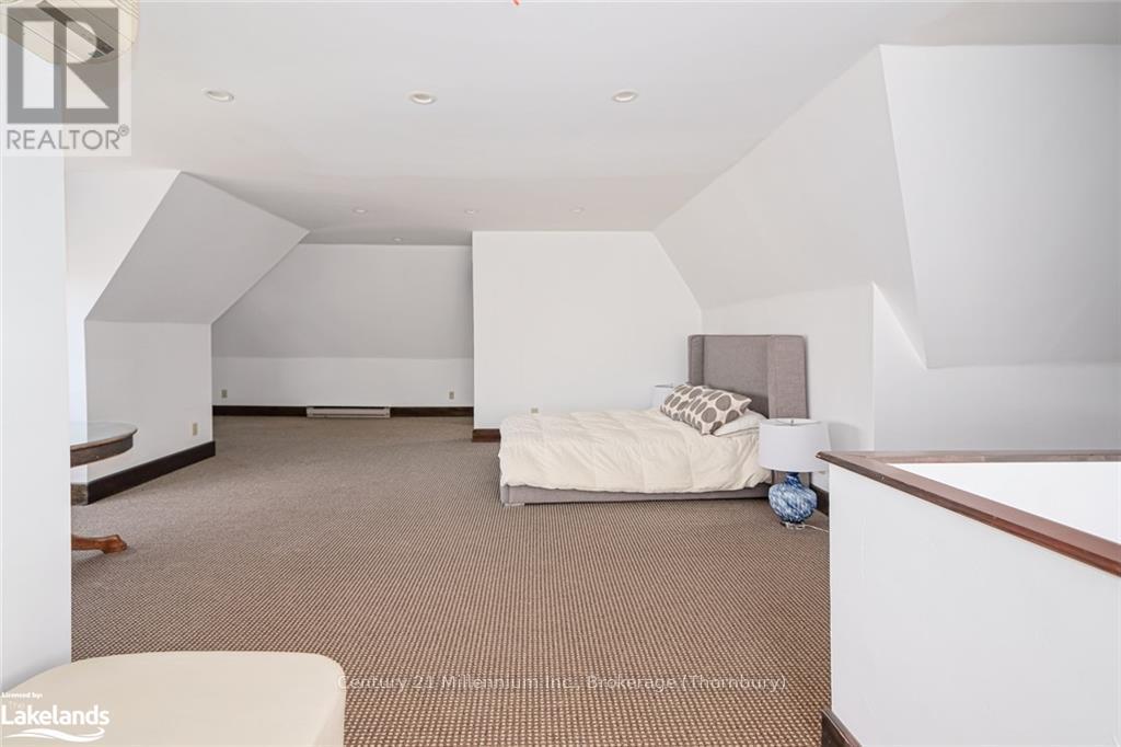 300 - 637 Hurontario Street, Collingwood, Ontario  L9Y 2N6 - Photo 15 - S10438124