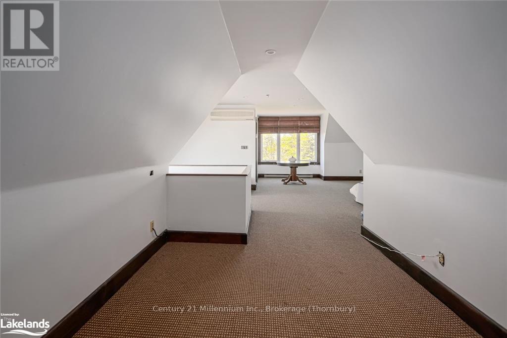 300 - 637 Hurontario Street, Collingwood, Ontario  L9Y 2N6 - Photo 17 - S10438124