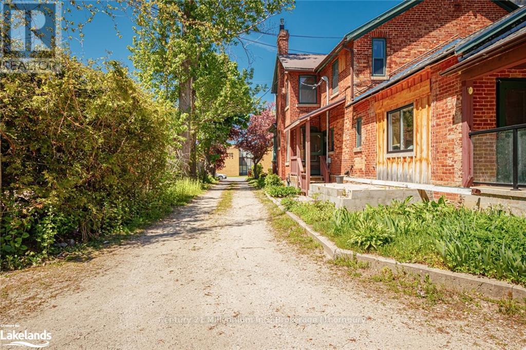 300 - 637 Hurontario Street, Collingwood, Ontario  L9Y 2N6 - Photo 24 - S10438124