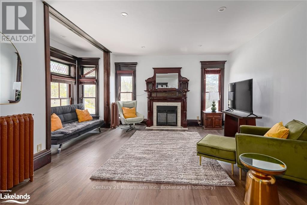 300 - 637 Hurontario Street, Collingwood, Ontario  L9Y 2N6 - Photo 8 - S10438124