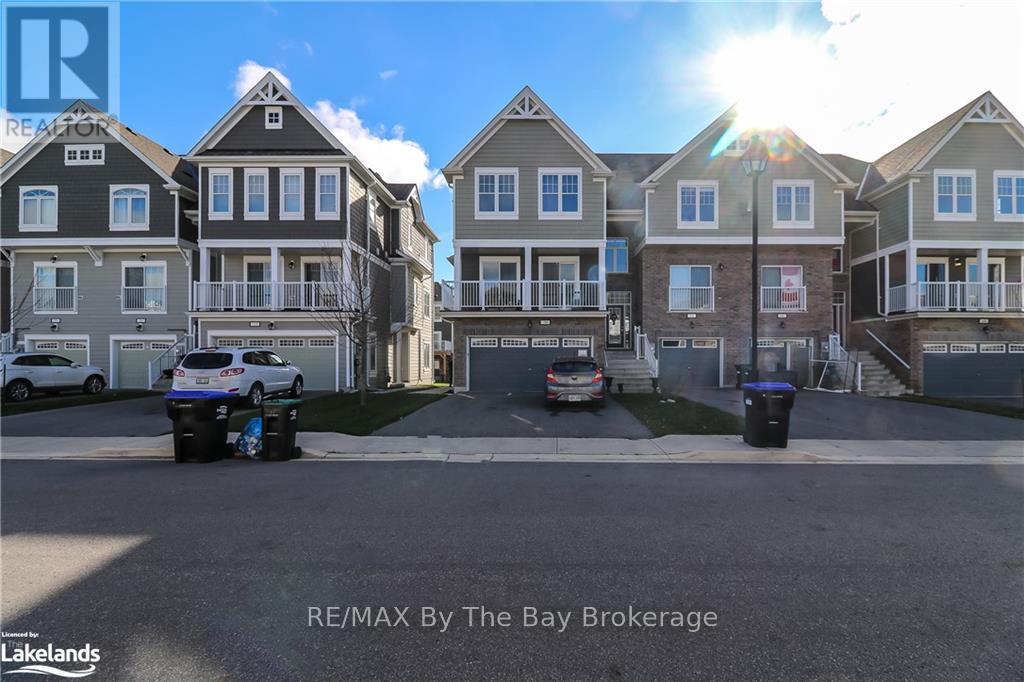 20 HILLS THISTLE DRIVE, Wasaga Beach, Ontario