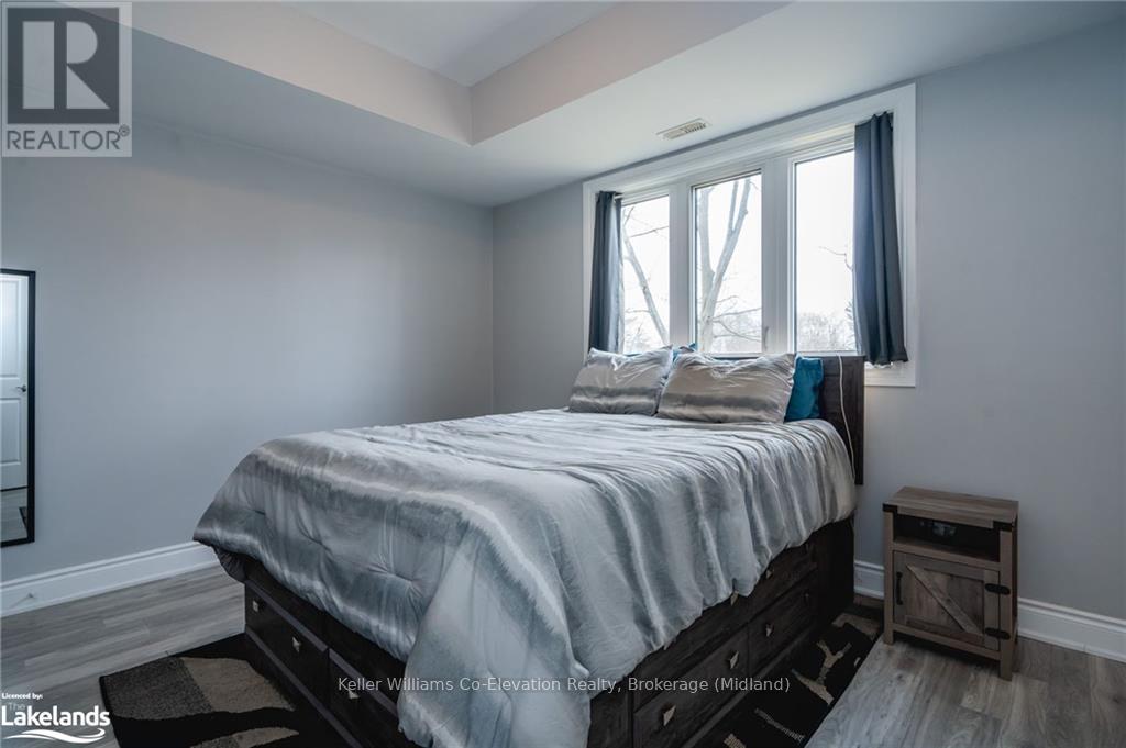 10 Elm Drive, Wasaga Beach, Ontario  L9Z 2L3 - Photo 12 - S10439694