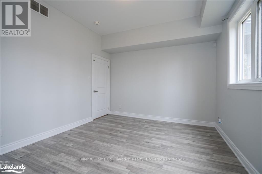 10 Elm Drive, Wasaga Beach, Ontario  L9Z 2L3 - Photo 24 - S10439694