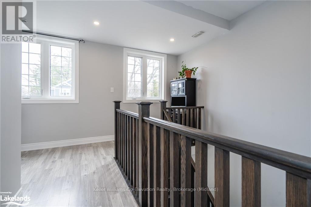 10 Elm Drive, Wasaga Beach, Ontario  L9Z 2L3 - Photo 6 - S10439694