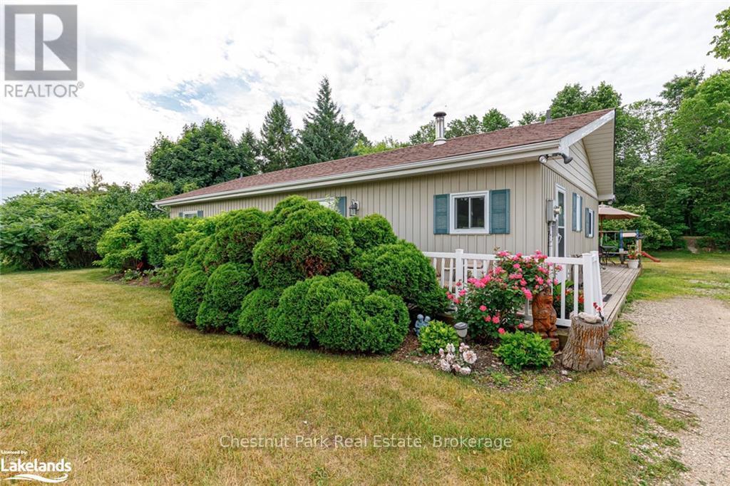 209548 Highway 26, Blue Mountains (Blue Mountain Resort Area), Ontario  L9Y 0T1 - Photo 2 - X10438674