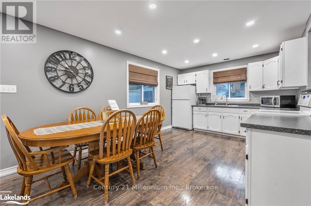 230 Christopher Street, Clearview, Ontario  L0M 1S0 - Photo 10 - S10435783