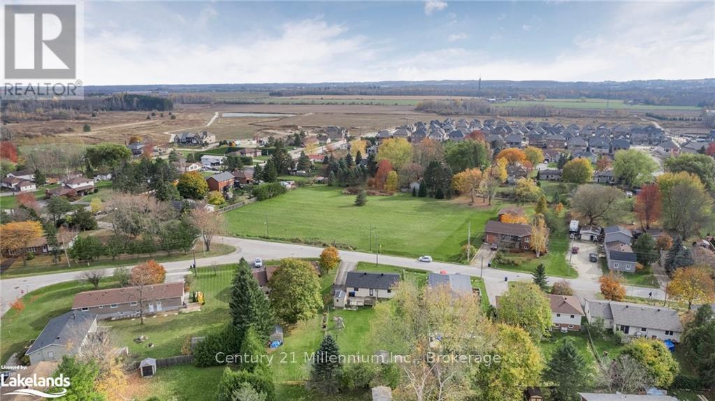 230 Christopher Street, Clearview, Ontario  L0M 1S0 - Photo 38 - S10435783