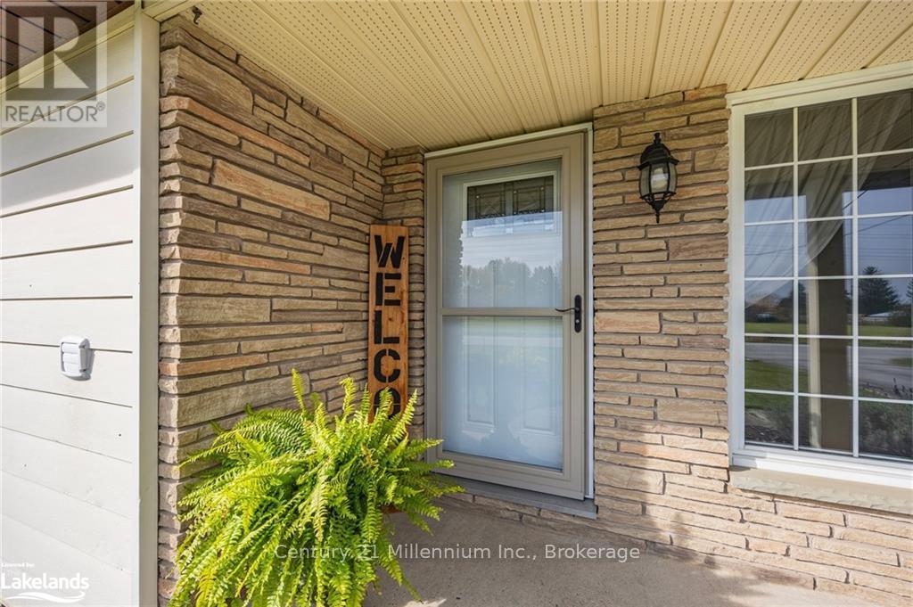 230 Christopher Street, Clearview, Ontario  L0M 1S0 - Photo 6 - S10435783