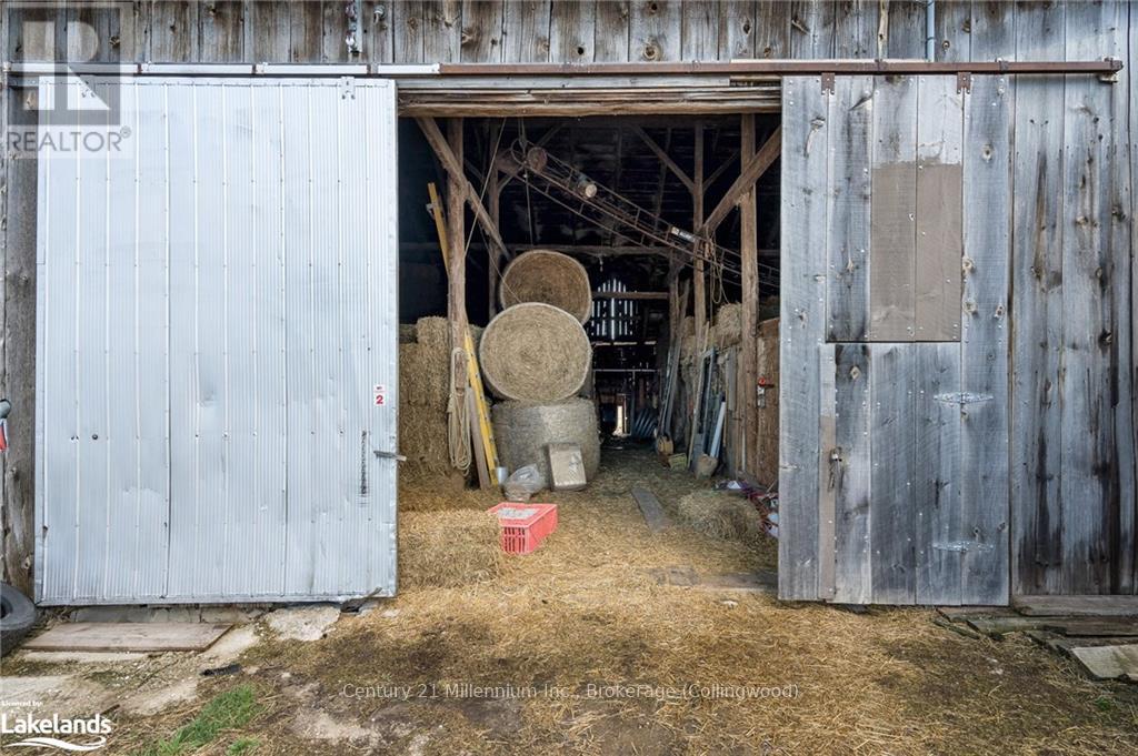 1617 County Rd 42, Clearview, Ontario  L0M 1S0 - Photo 18 - S10438677