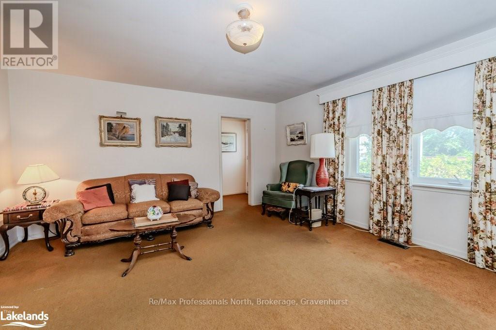 104 Ann Street, Bracebridge, Ontario  P1L 1M1 - Photo 8 - X10438729