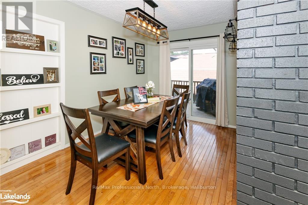 560 Mountain Street, Dysart Et Al, Ontario  K0M 1S0 - Photo 12 - X10438858