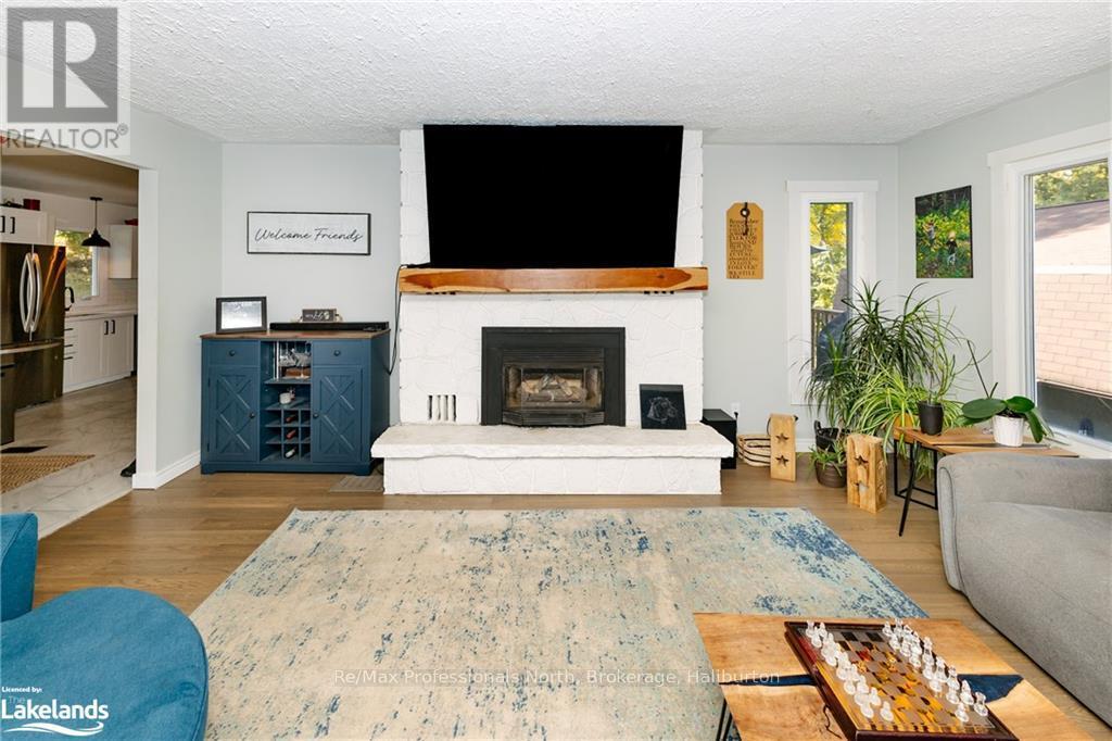 560 Mountain Street, Dysart Et Al, Ontario  K0M 1S0 - Photo 13 - X10438858