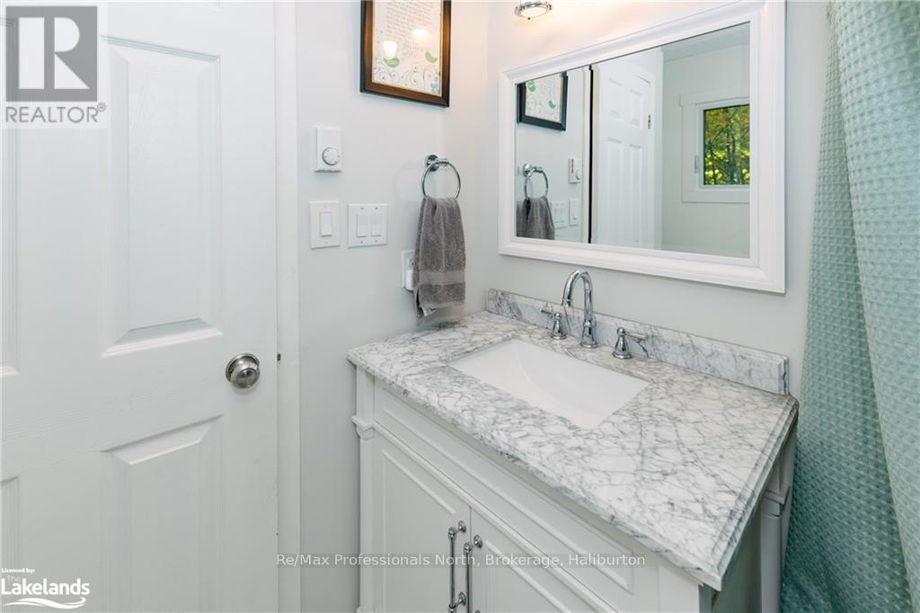 560 Mountain Street, Dysart Et Al, Ontario  K0M 1S0 - Photo 18 - X10438858