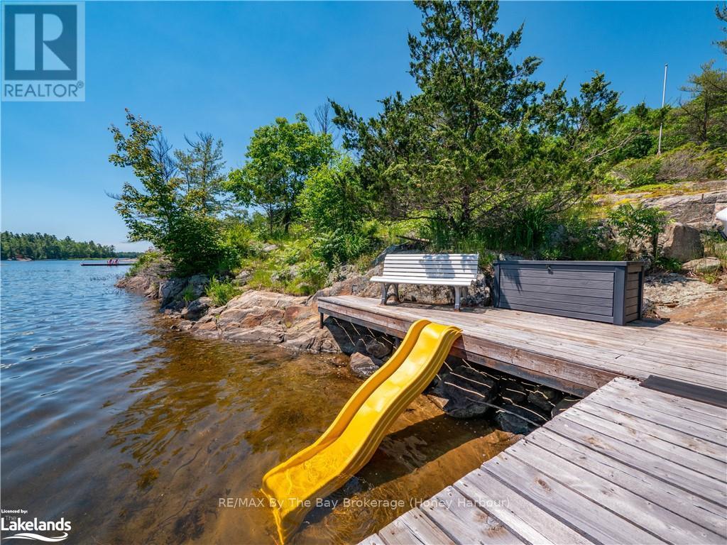 6932 Island 1810 / Bone Island, Georgian Bay (Gibson), Ontario  P0E 1E0 - Photo 4 - X10439562
