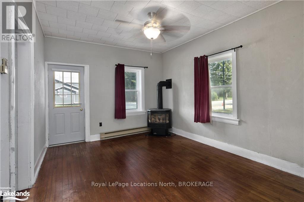 203 Queen Street, South Bruce Peninsula, Ontario  N0H 1P0 - Photo 4 - X10439587