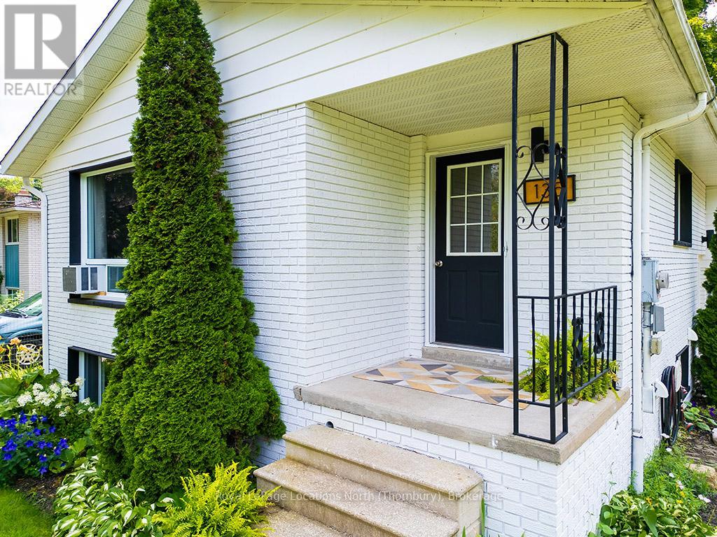 135 Grant Avenue, Meaford, Ontario  N4L 1A8 - Photo 3 - X10439603