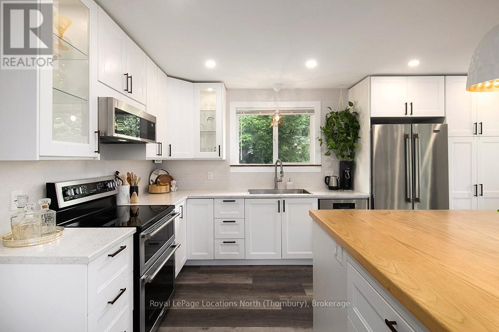 135 Grant Avenue, Meaford, Ontario  N4L 1A8 - Photo 6 - X10439603