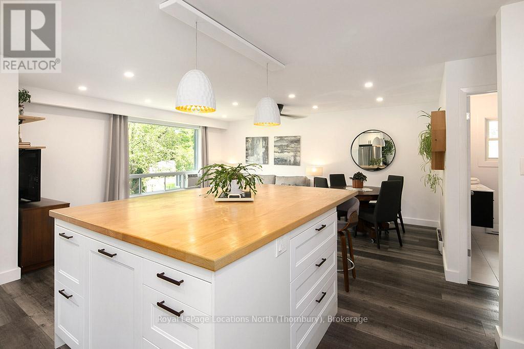 135 Grant Avenue, Meaford, Ontario  N4L 1A8 - Photo 9 - X10439603