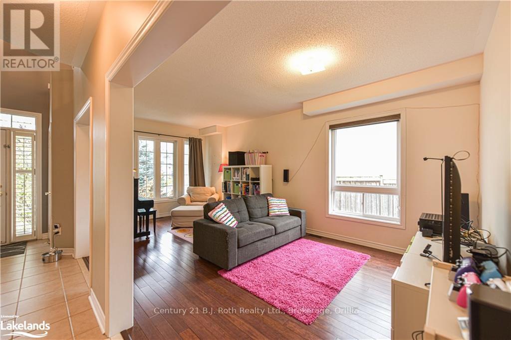 10 Regalia Way, Barrie, Ontario  L4M 7H7 - Photo 12 - S10440194