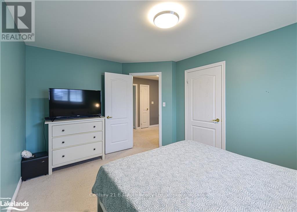 10 Regalia Way, Barrie, Ontario  L4M 7H7 - Photo 35 - S10440194