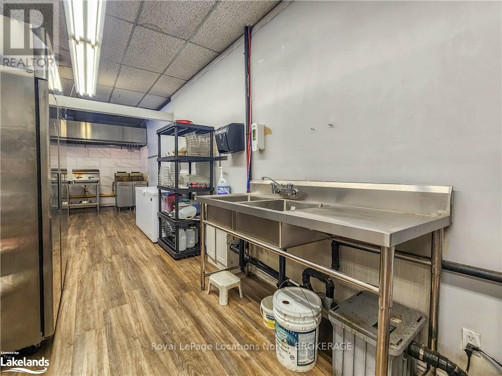 637 Berford Street, South Bruce Peninsula, Ontario  N0T 2T0 - Photo 14 - X10439664