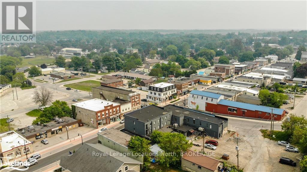 637 Berford Street, South Bruce Peninsula, Ontario  N0T 2T0 - Photo 4 - X10439664