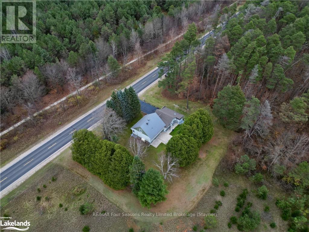 5601 County Road 9, Clearview (New Lowell), Ontario  L0M 1N0 - Photo 10 - S10440035