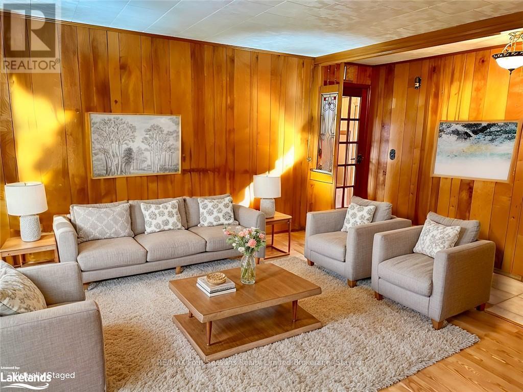 5601 County Road 9, Clearview (New Lowell), Ontario  L0M 1N0 - Photo 11 - S10440035