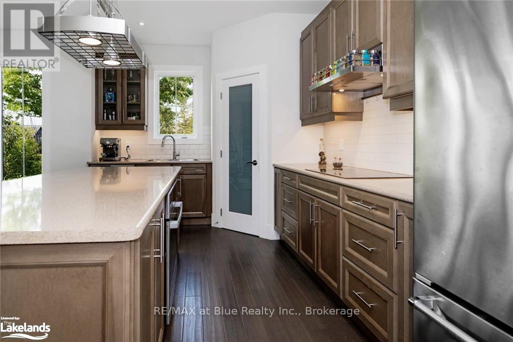 364 Yellow Birch Crescent, Blue Mountains (Blue Mountain Resort Area), Ontario  L9Y 0Y5 - Photo 12 - X10439442