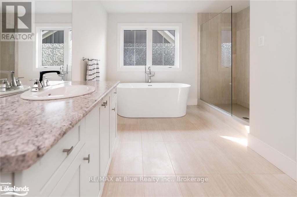 364 Yellow Birch Crescent, Blue Mountains (Blue Mountain Resort Area), Ontario  L9Y 0Y5 - Photo 25 - X10439442