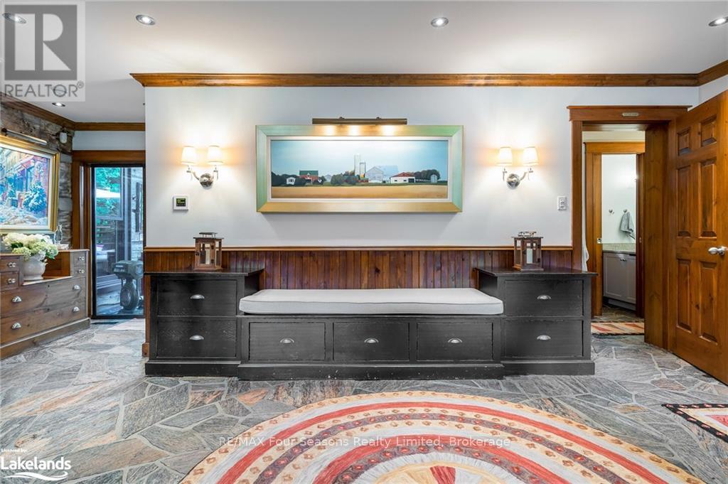 151 Sleepy Hollow Road, Blue Mountains (Blue Mountain Resort Area), Ontario  L9Y 0S8 - Photo 4 - X10439734