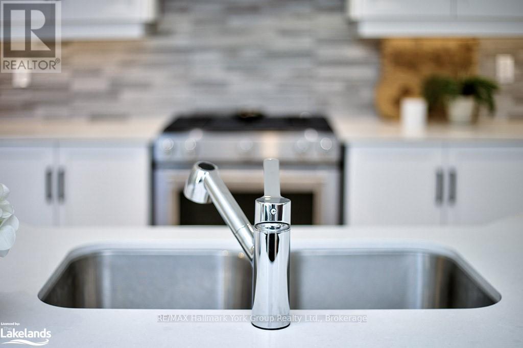 101 Clippers Lane E, Blue Mountains, Ontario  N0H 2P0 - Photo 23 - X10439762