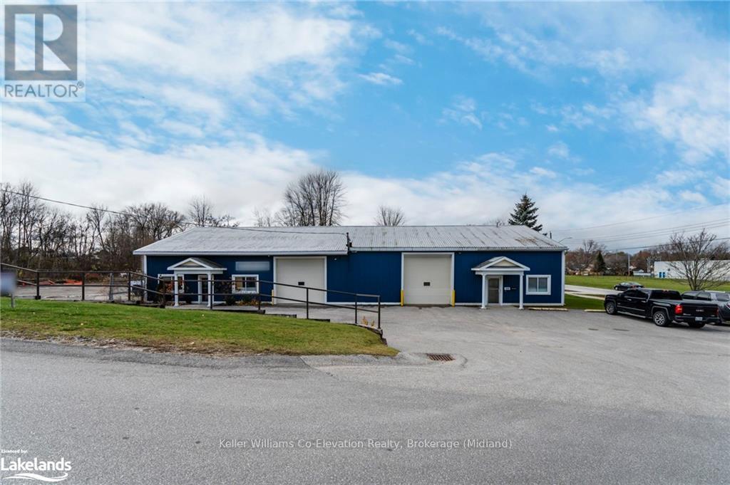 169 Elizabeth Street, Midland, Ontario  L4R 1Y3 - Photo 4 - S10439837