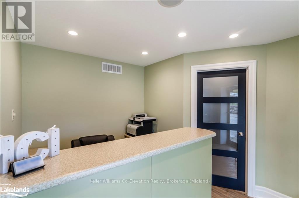 169 Elizabeth Street, Midland, Ontario  L4R 1Y3 - Photo 8 - S10439837