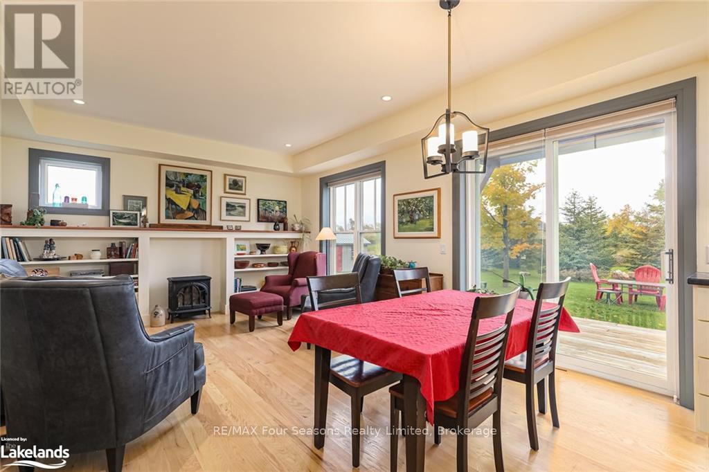 81 Baring Street, Blue Mountains (Thornbury), Ontario  N0H 2P0 - Photo 11 - X10439822