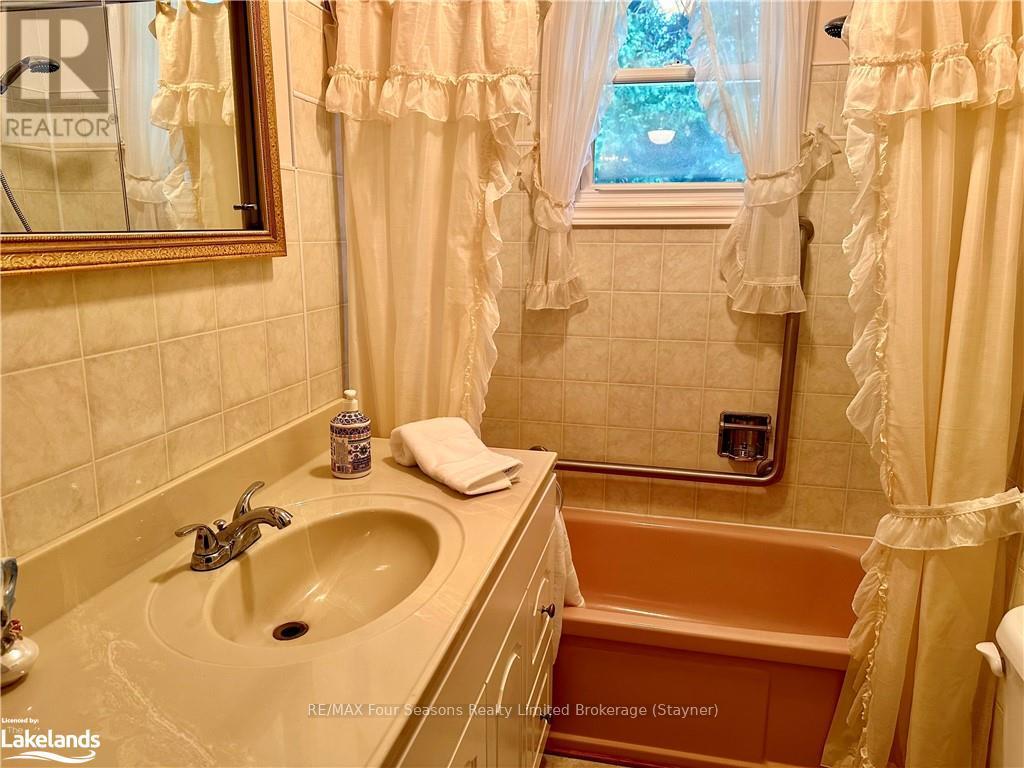 5601 County Road 9, Clearview (New Lowell), Ontario  L0M 1N0 - Photo 28 - S10440035