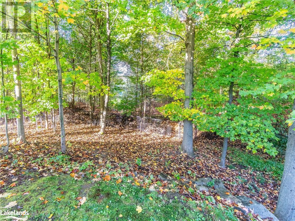 26 Coates Avenue, Bracebridge (Monck (Bracebridge)), Ontario  P1L 1Y5 - Photo 11 - X10439834