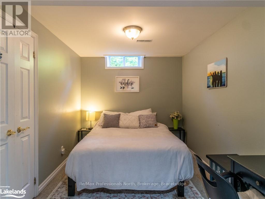 26 Coates Avenue, Bracebridge (Monck (Bracebridge)), Ontario  P1L 1Y5 - Photo 34 - X10439834