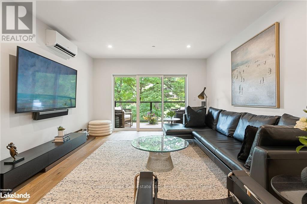 202 - 200 Anglo Street, Bracebridge, Ontario  P1L 1G4 - Photo 2 - X10439875