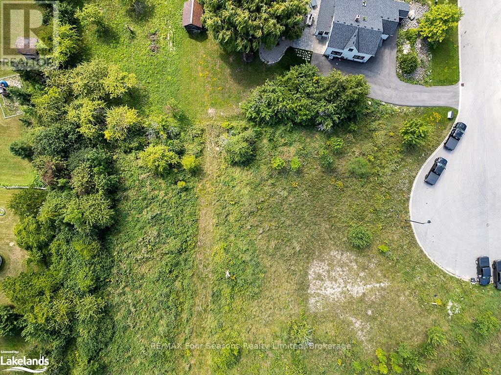 116 Lendvay Alley, Blue Mountains (Blue Mountain Resort Area), Ontario  L9Y 0S3 - Photo 14 - X10439925