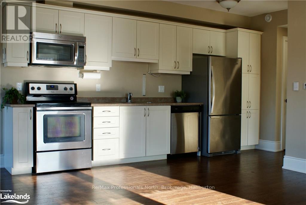 103 - 9 Newcastle Street, Minden Hills, Ontario  K0M 2K0 - Photo 3 - X10439951