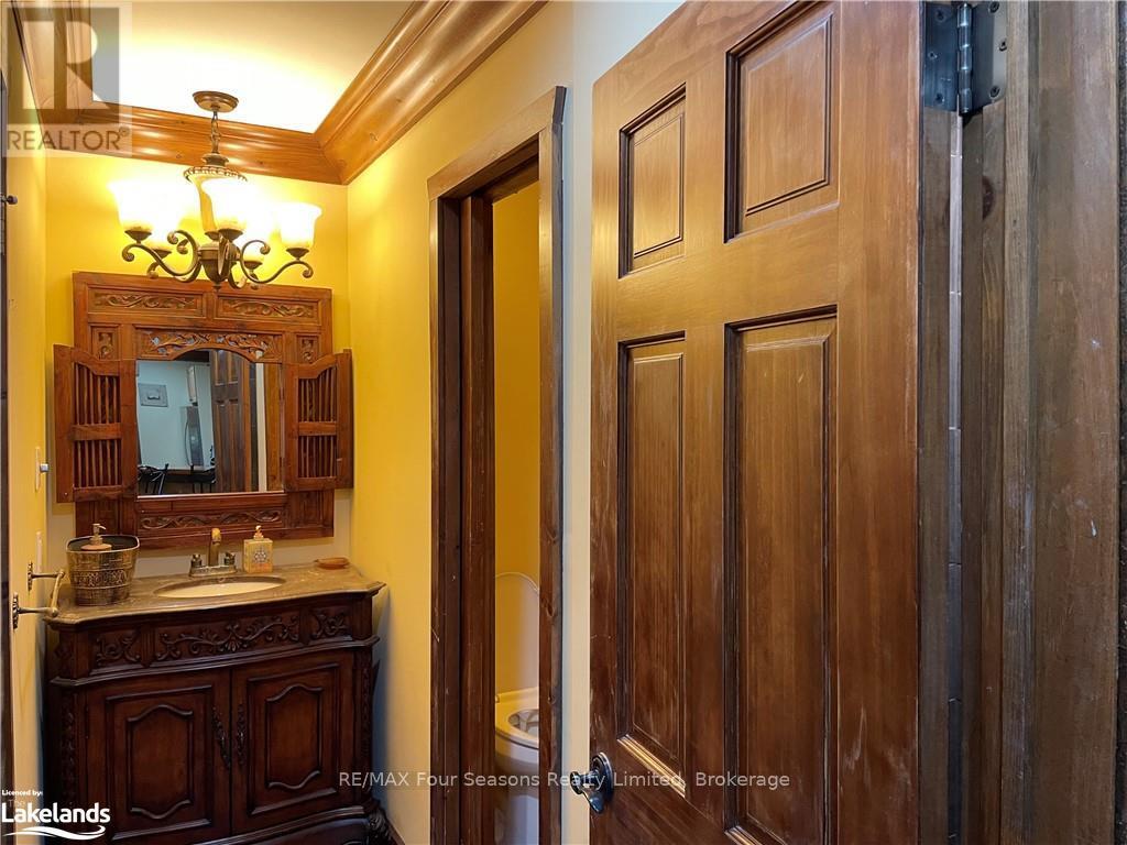 133 Arrowhead Road, Blue Mountains (Blue Mountain Resort Area), Ontario  L9Y 0T5 - Photo 11 - X10439958