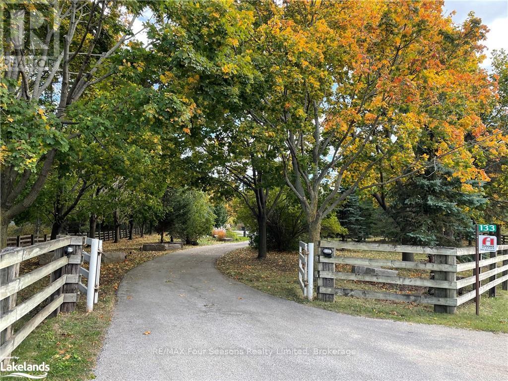 133 Arrowhead Road, Blue Mountains (Blue Mountain Resort Area), Ontario  L9Y 0T5 - Photo 33 - X10439958