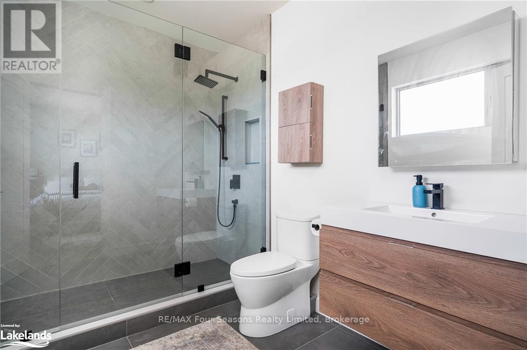 104 Grindelwald Court, Blue Mountains (Blue Mountain Resort Area), Ontario  L9Y 0Z8 - Photo 29 - X10440024