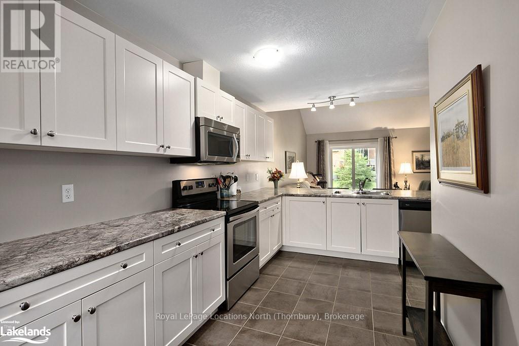 105 Empire Lane, Meaford, Ontario  N4L 0A5 - Photo 6 - X10440059