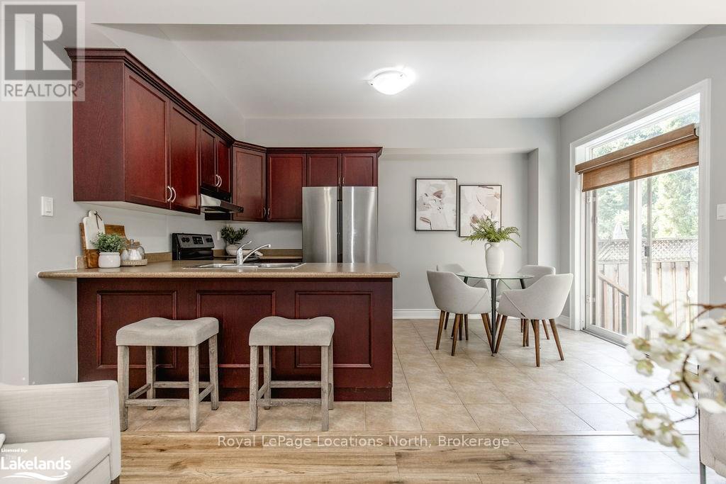 21 Covington Blue Crescent, Wasaga Beach, Ontario  L9Z 0E4 - Photo 9 - S10434176