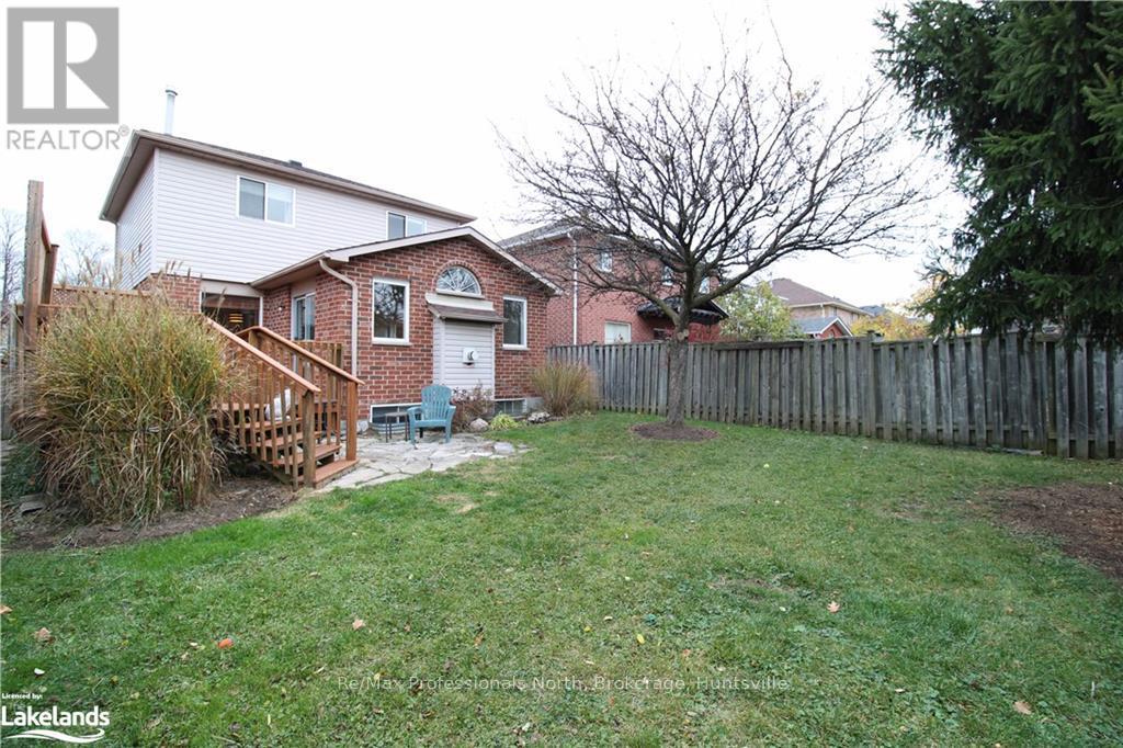 169 Taylor Drive, Barrie, Ontario  L4N 8L1 - Photo 6 - S10439674