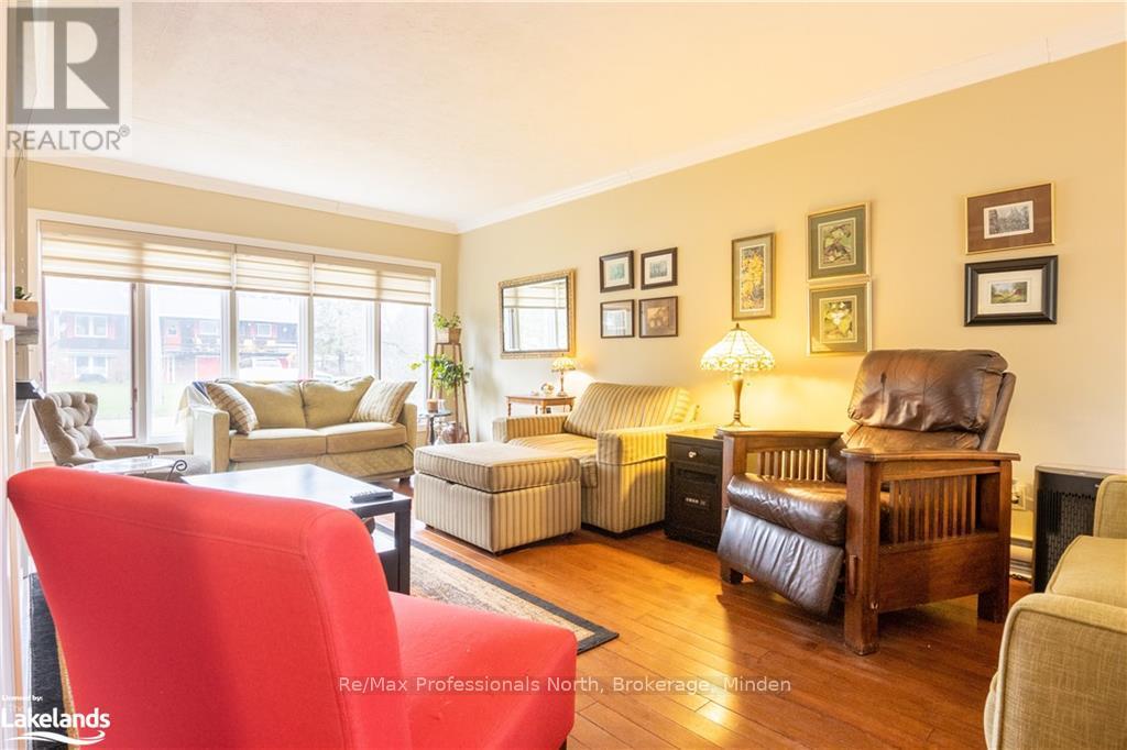 80 Invergordon Avenue, Minden Hills, Ontario  K0M 2K0 - Photo 5 - X10438480